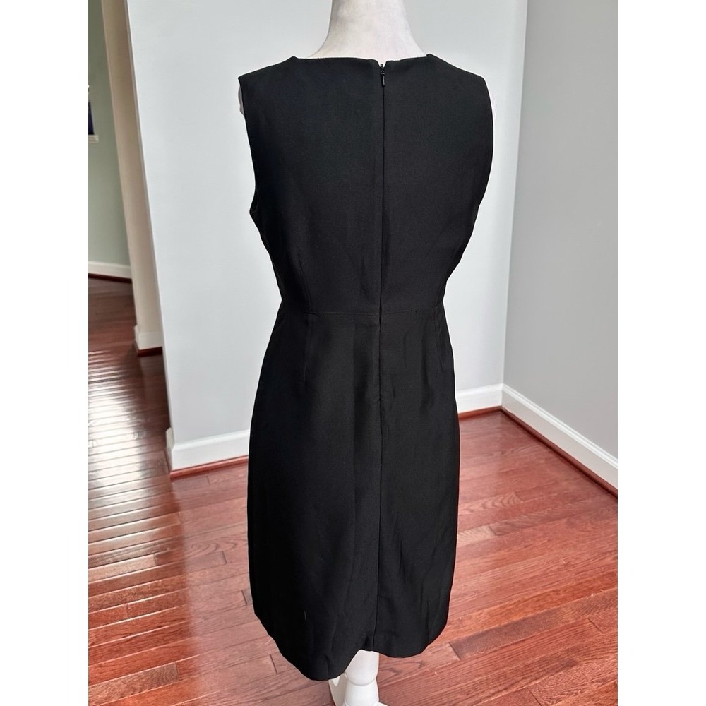 Luxury KARTA Black White Green Cocktail Embellished Daisy Studded Floral Dress - Picture 5 of 10